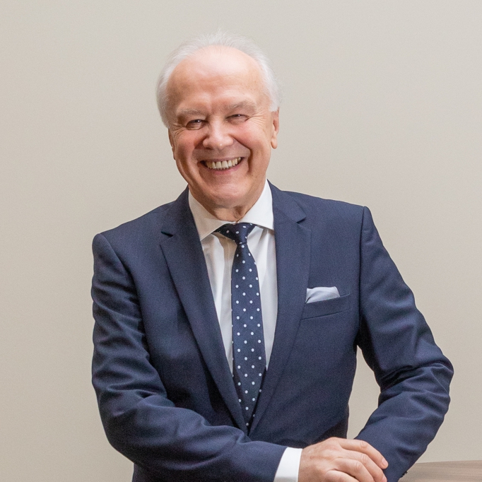 <strong>Manfred Schweng</strong><br />
Mag. rer. soc. oec. Fondsmanagement